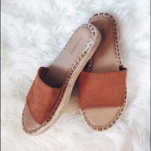 Old Navy Natural Slide Sandals